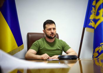 Зеленский хочет приравнять коррупцию к госизмене на время войны