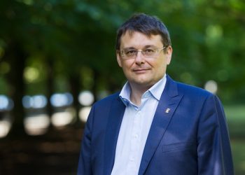 Депутат госдумы рассказал о том, что власть в россии на самом деле принадлежит американцам