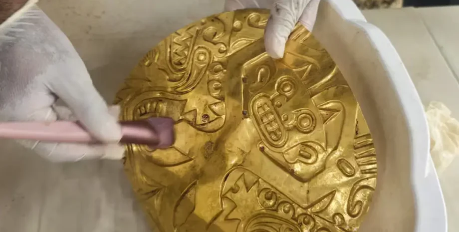 В Панаме раскопали гробницу таинственного правителя, наполненную золотыми артефактами
